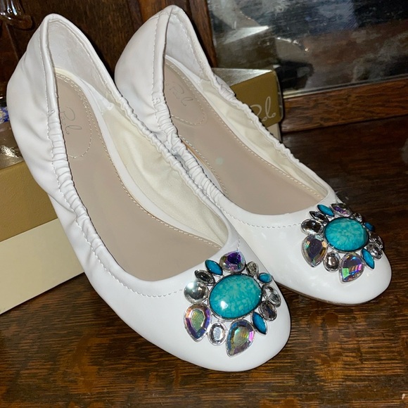 Studio Paolo Ladies 9M White & Turquoise slip-on slippers NEW in BOX - Picture 12 of 16